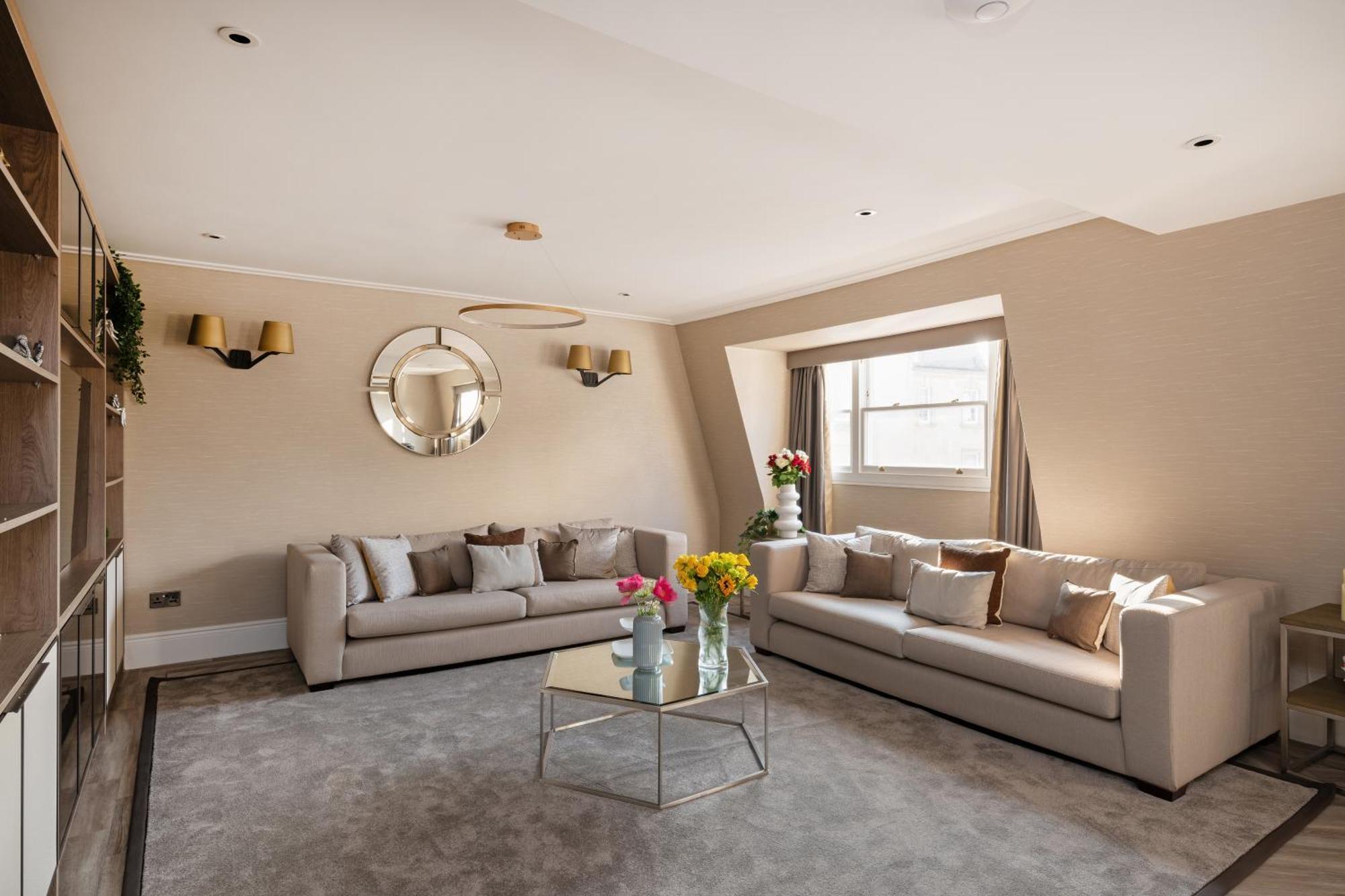 Charles Of Mayfair Apartment